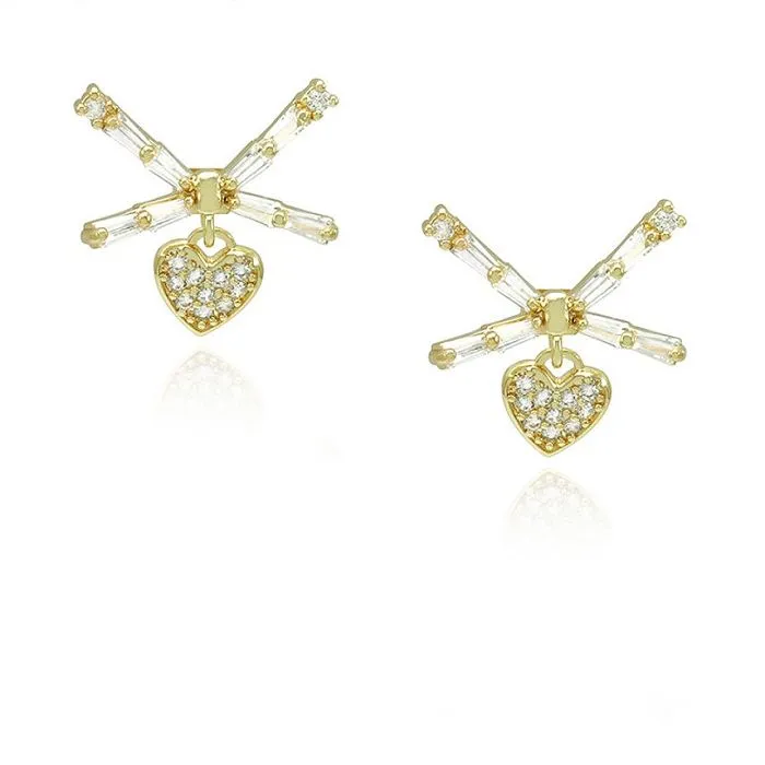 Ženska mala naušnica u obliku srca