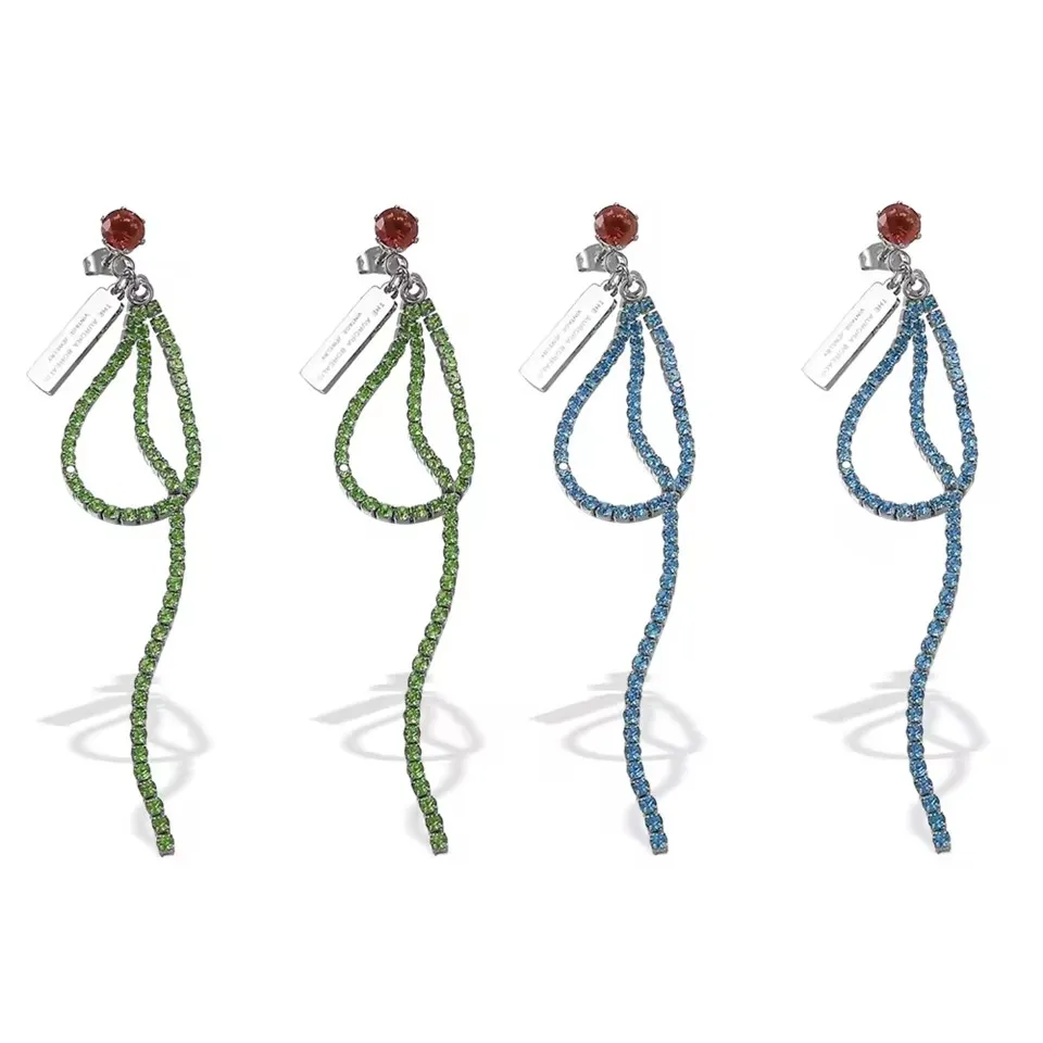 Naušnice Stotinu osobnosti od nehrđajućeg čelika